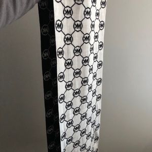 Michael Kors scarf